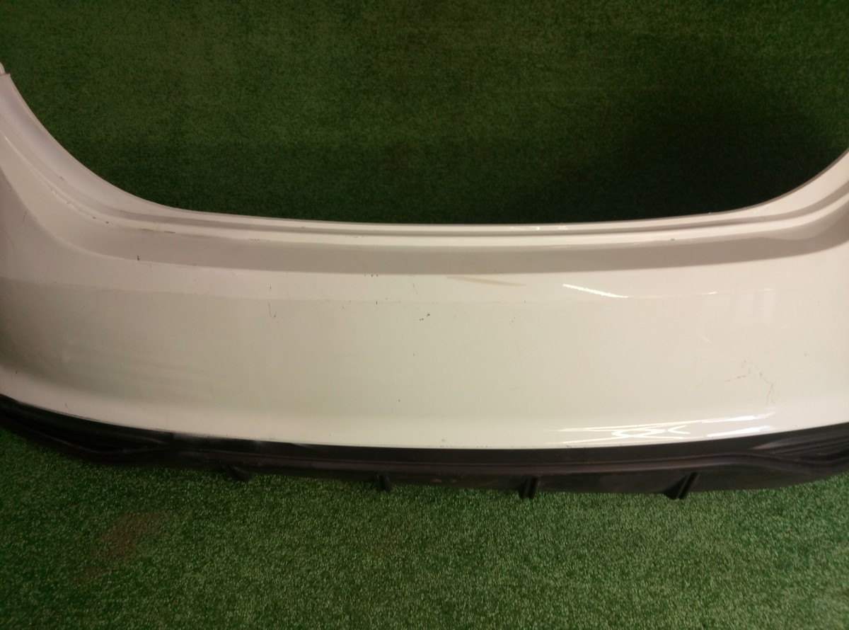 Бампер задний Hyundai Solaris 2 86611H5500 на Hyundai Solaris 