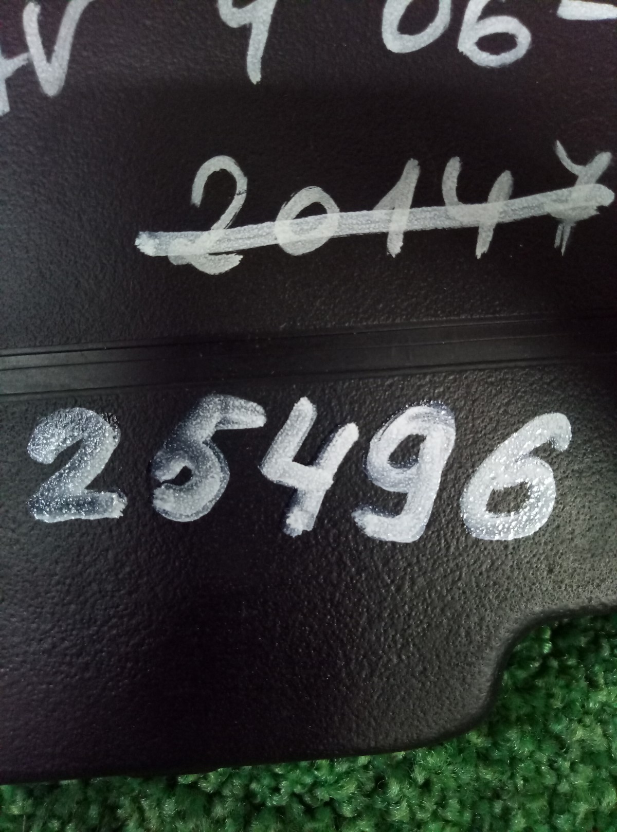 Обшивка багажника Toyota Rav 4 06-13 на Toyota RAV 4 (XA30)