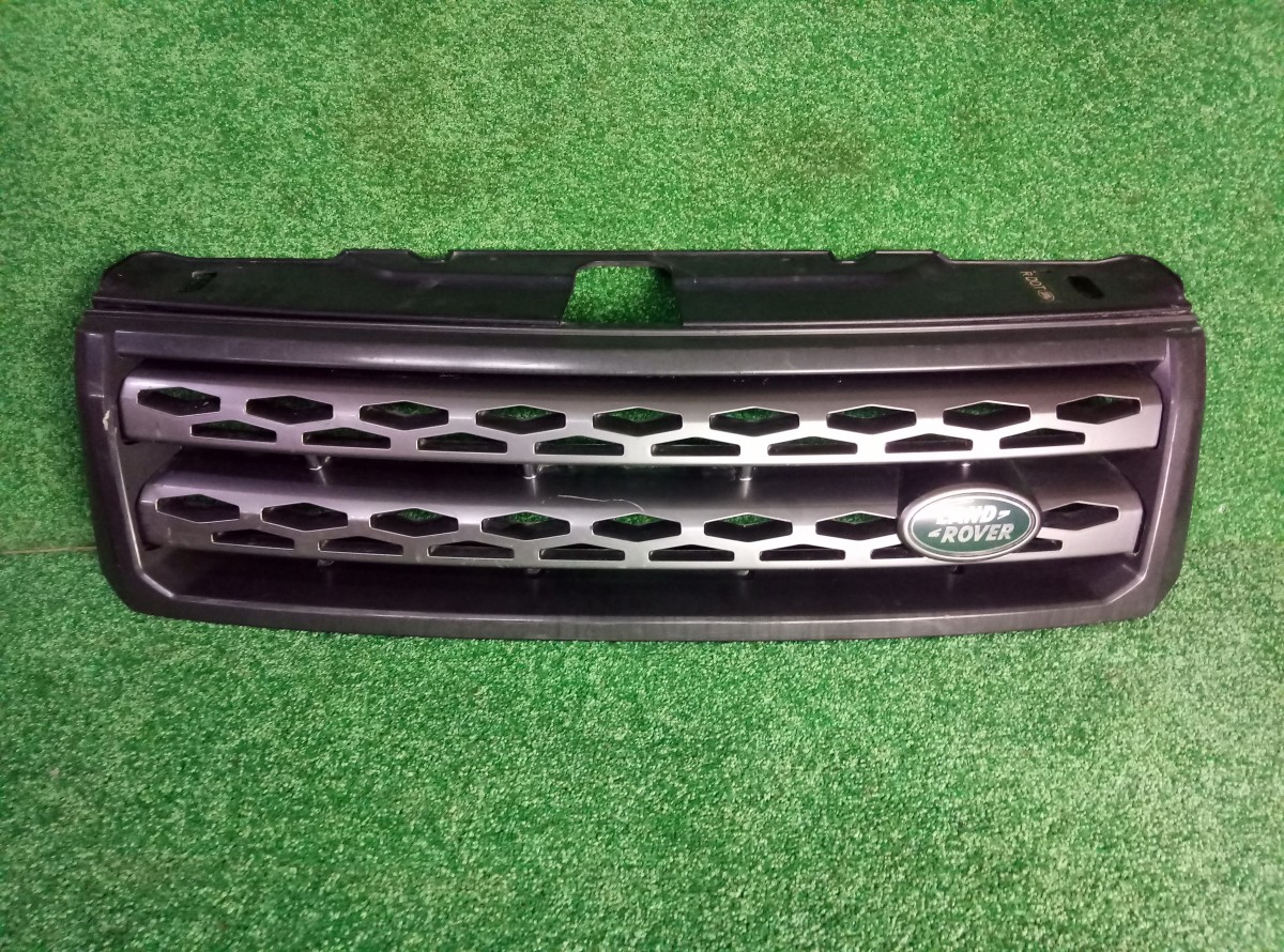 Решетка радиатора Land Rover Freelander 2 2010-2012 на Land Rover Freelander 2