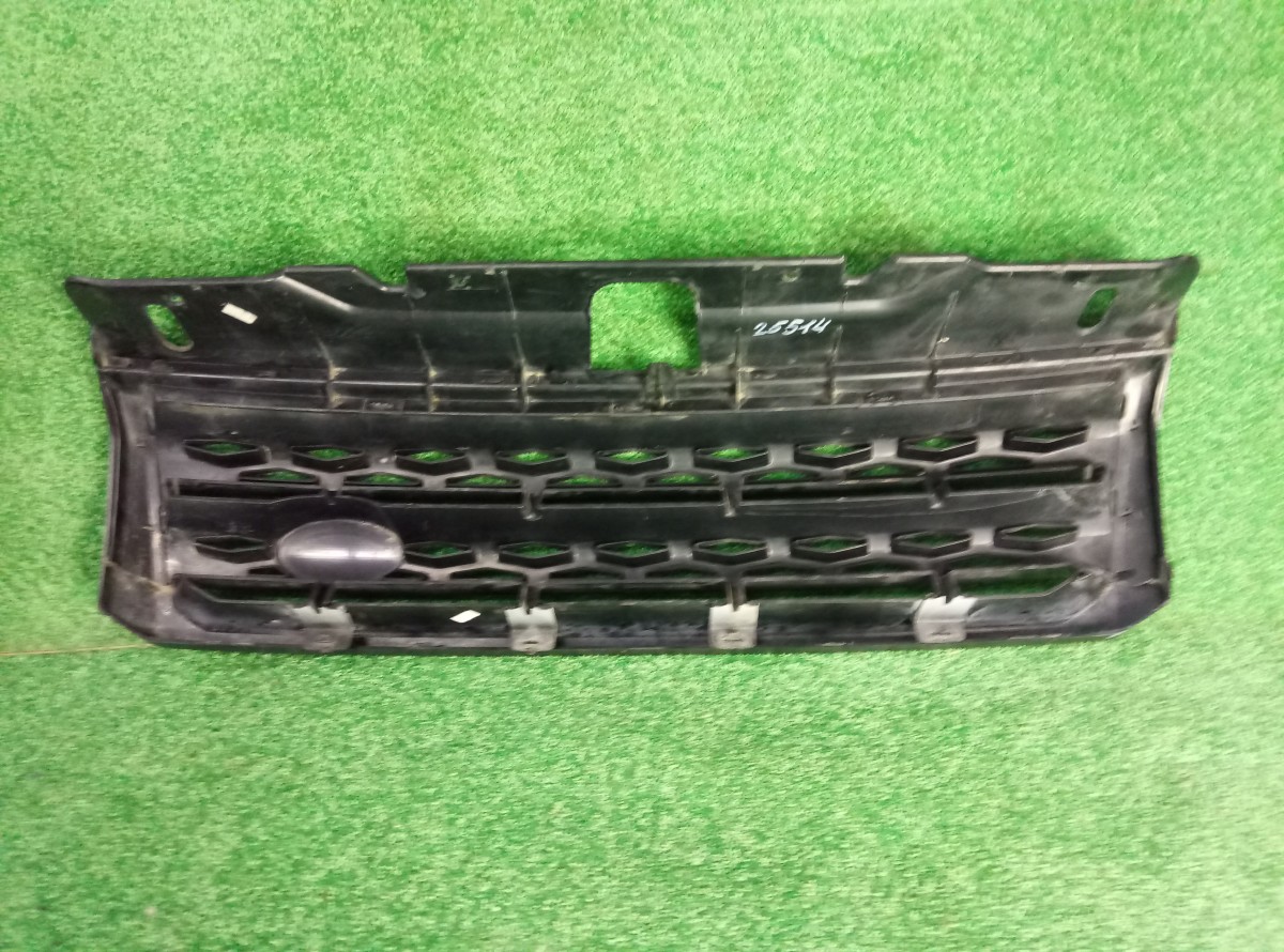 Решетка радиатора Land Rover Freelander 2 2010-2012 на Land Rover Freelander 2