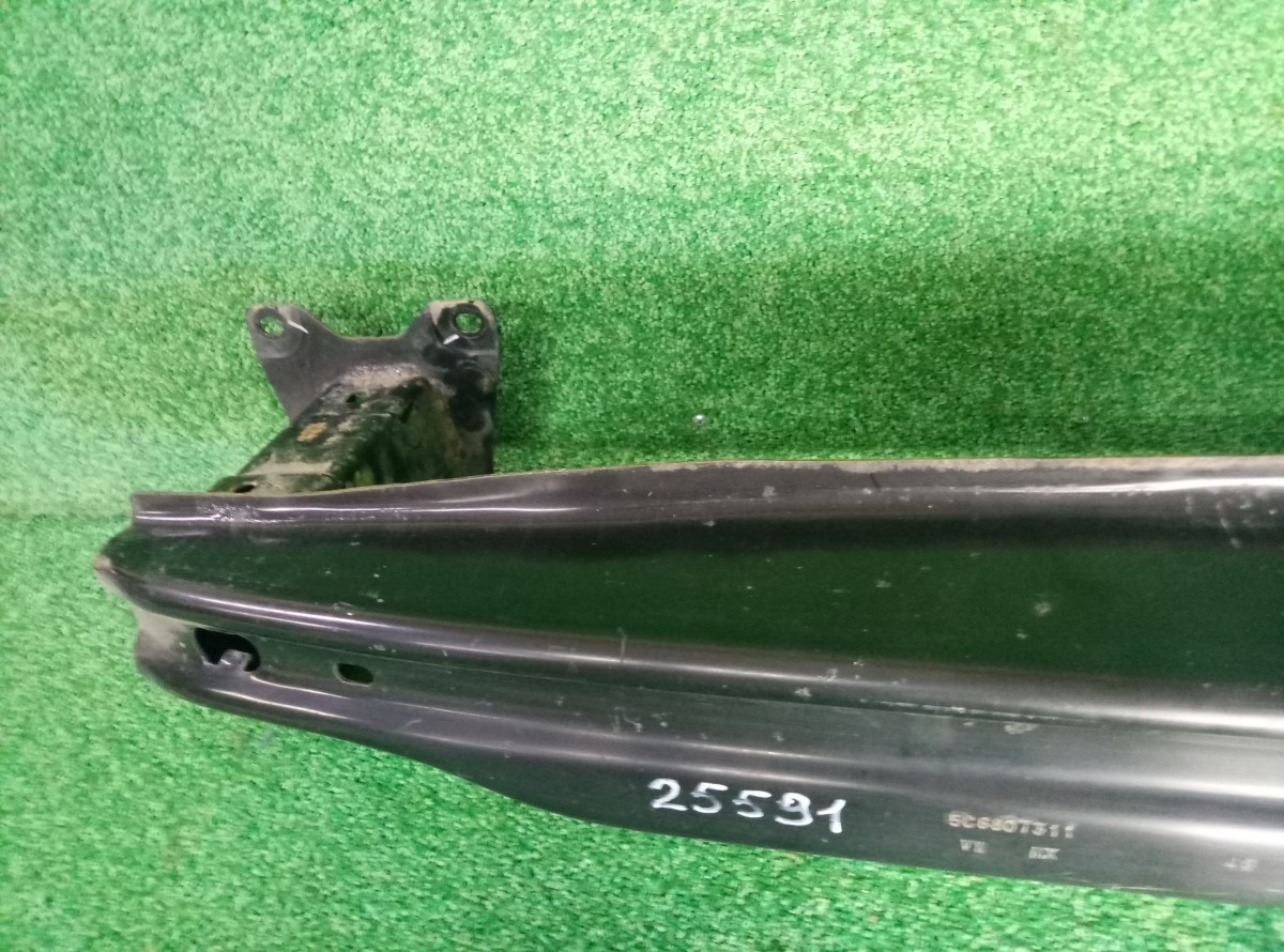 Усилитель заднего бампера Volkswagen Jetta 2011-     5C6807311 на Volkswagen Jetta VI