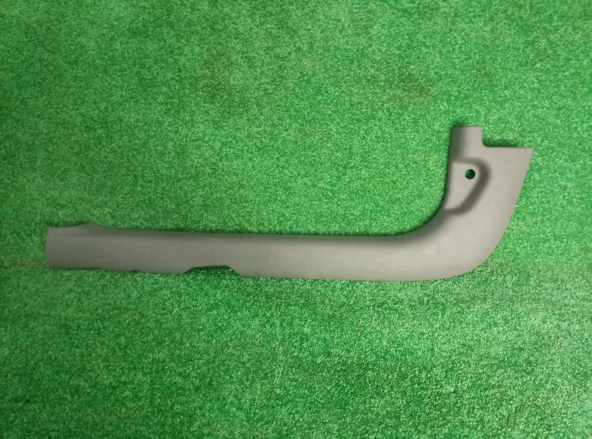 Накладка на порог Renault Clio 2 1998-2008 на Renault Clio 3