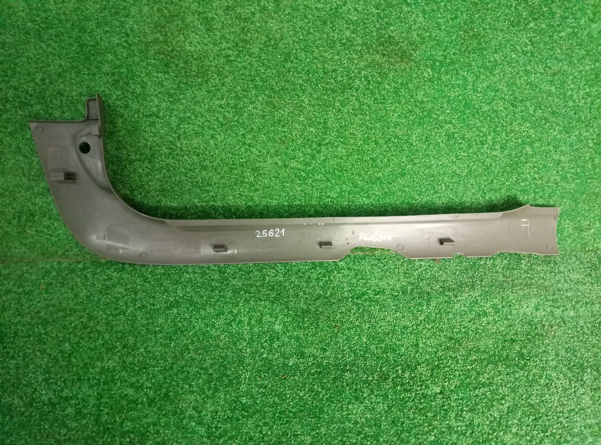 Накладка на порог Renault Clio 2 1998-2008 на Renault Clio 3