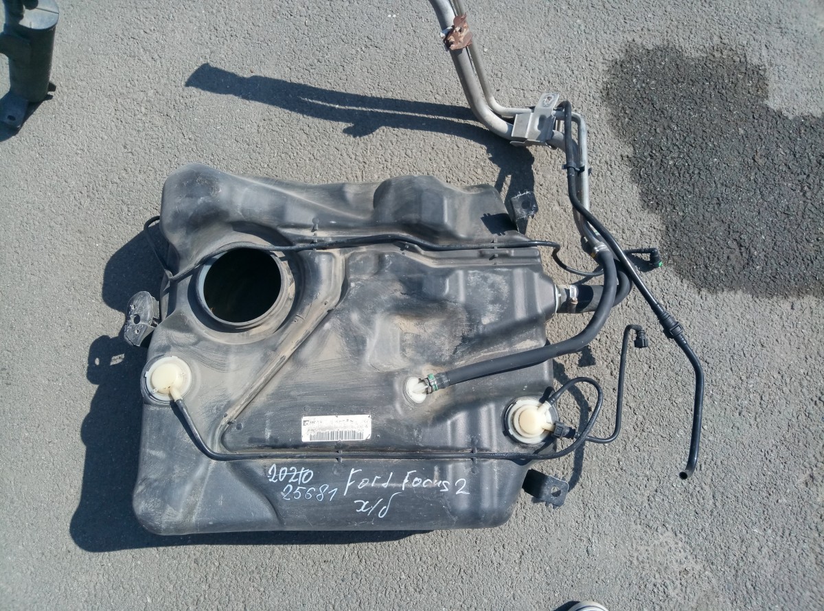 Кузов наружные элементы на Ford Focus 2