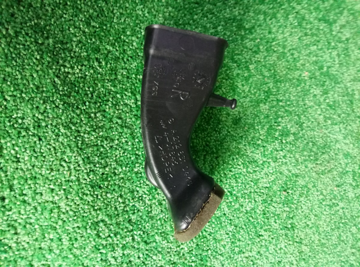 Воздушный канал Mercedes Benz правый W212        A2128310445 на Mercedes-Benz E-Class W212,S212,C207