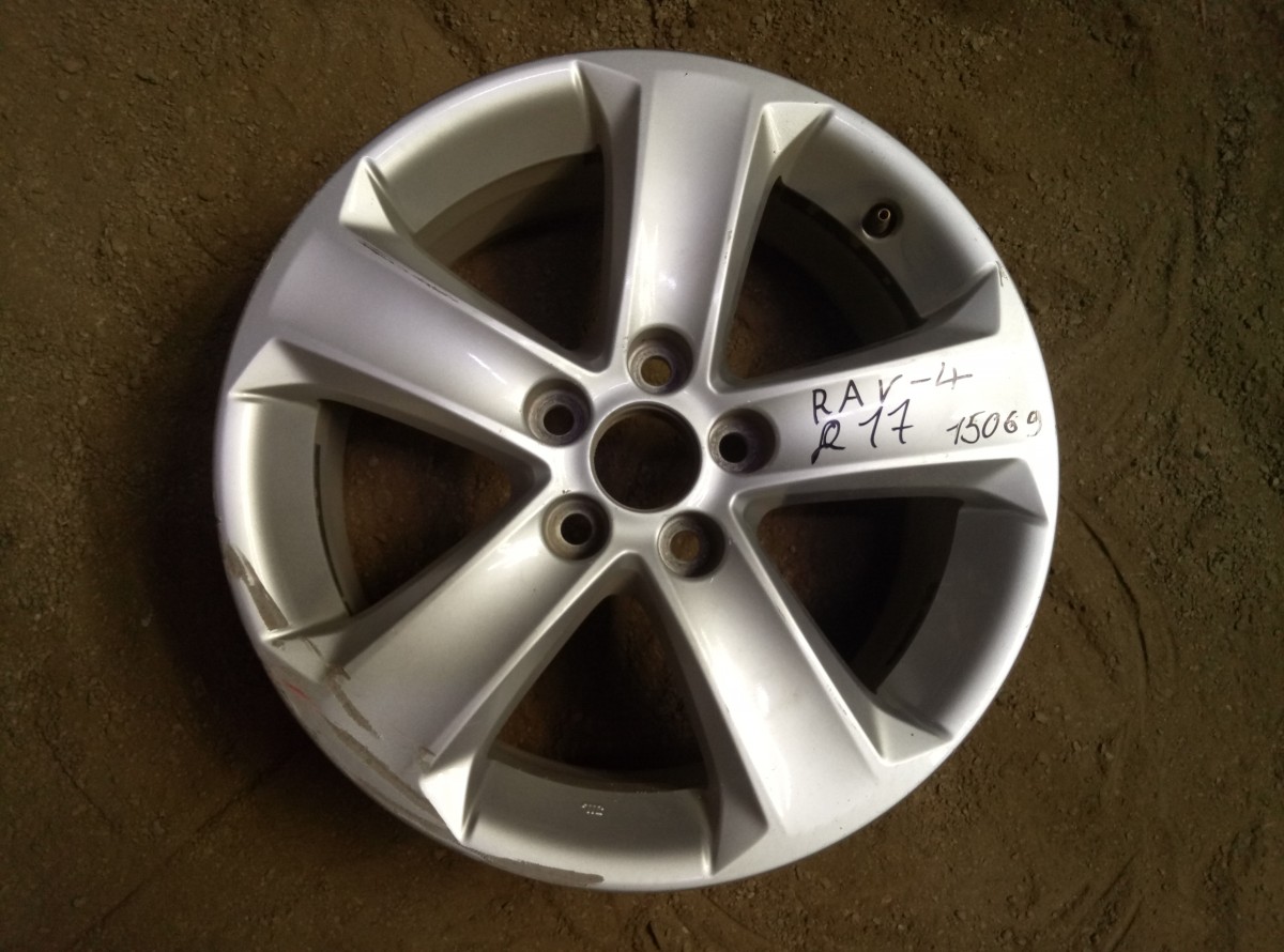 Диск колесный Toyota RAV 4 R17 на Toyota RAV 4  (CA40)