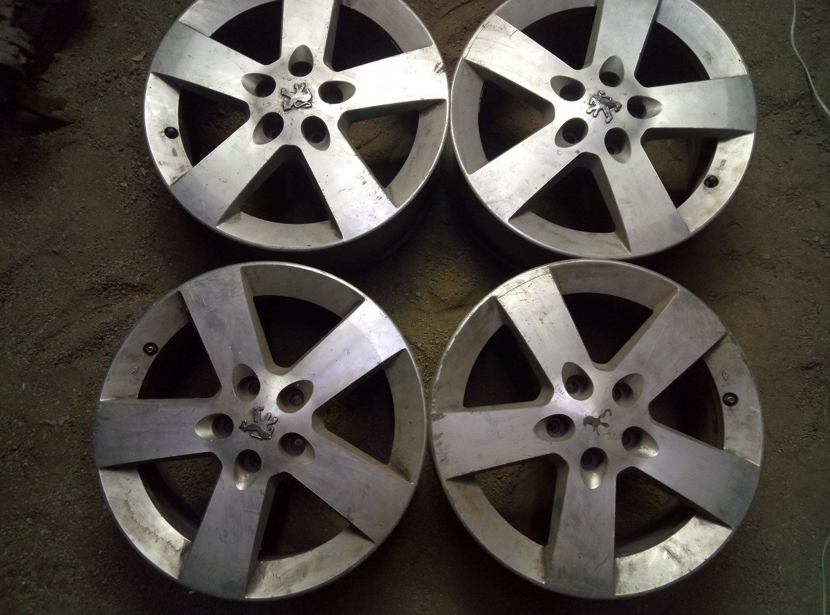 Диск колесный PEUGEOT 7J*17CH5 ET48 (комплект) на Peugeot 107