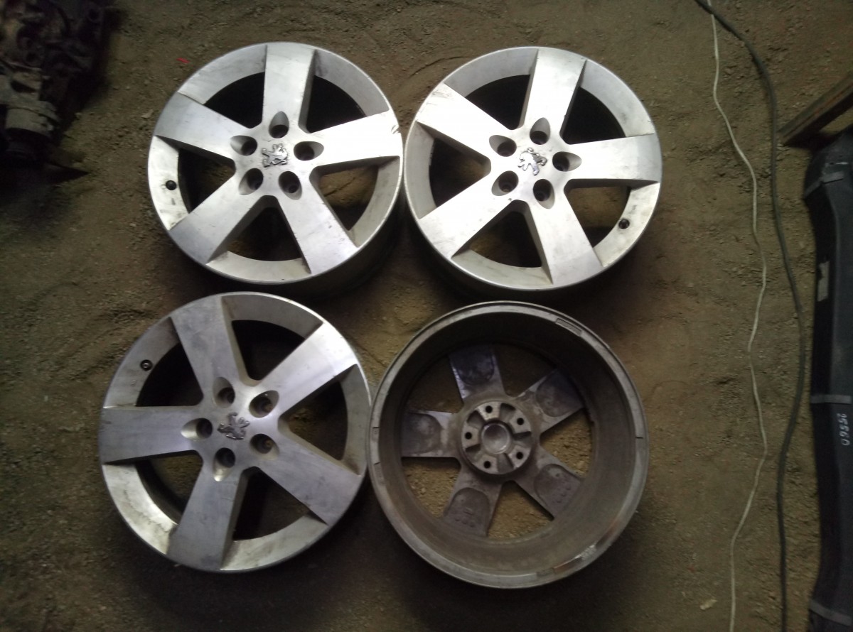 Диск колесный PEUGEOT 7J*17CH5 ET48 (комплект) на Peugeot 107