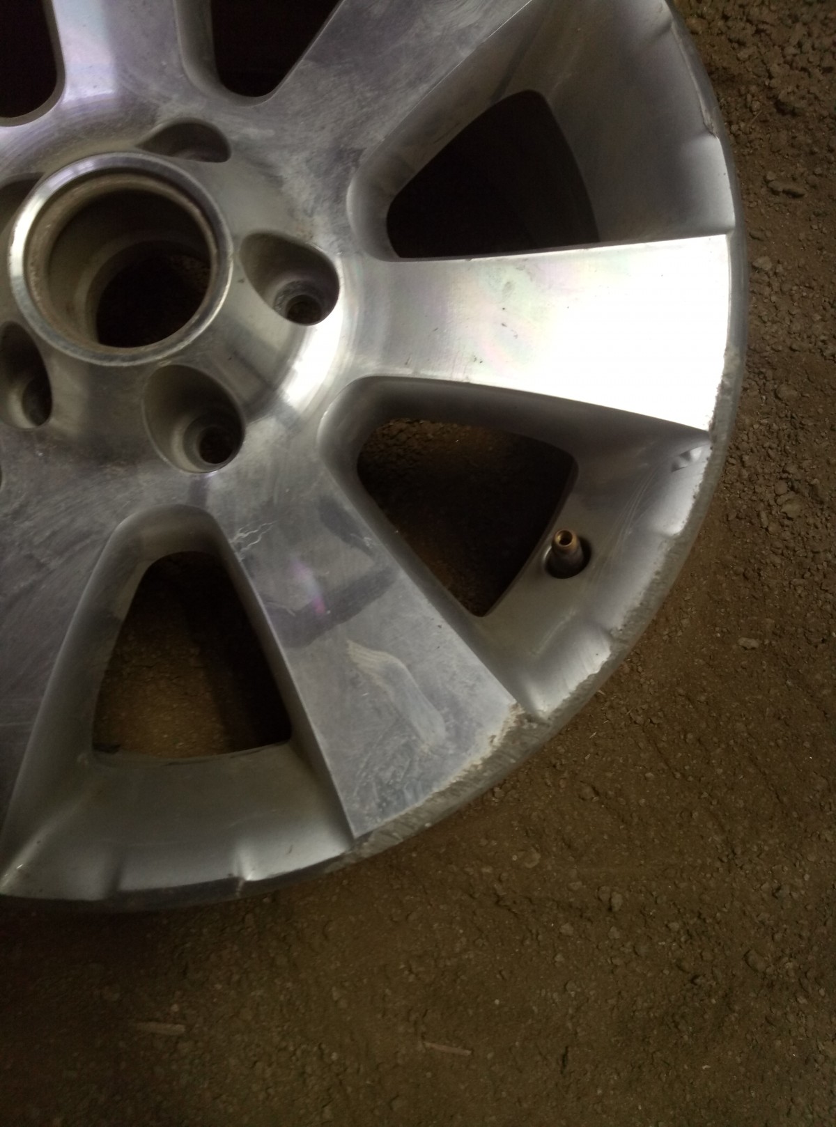Диск колесный R16 Volkswagen Tiguan 2011 на Volkswagen Tiguan 