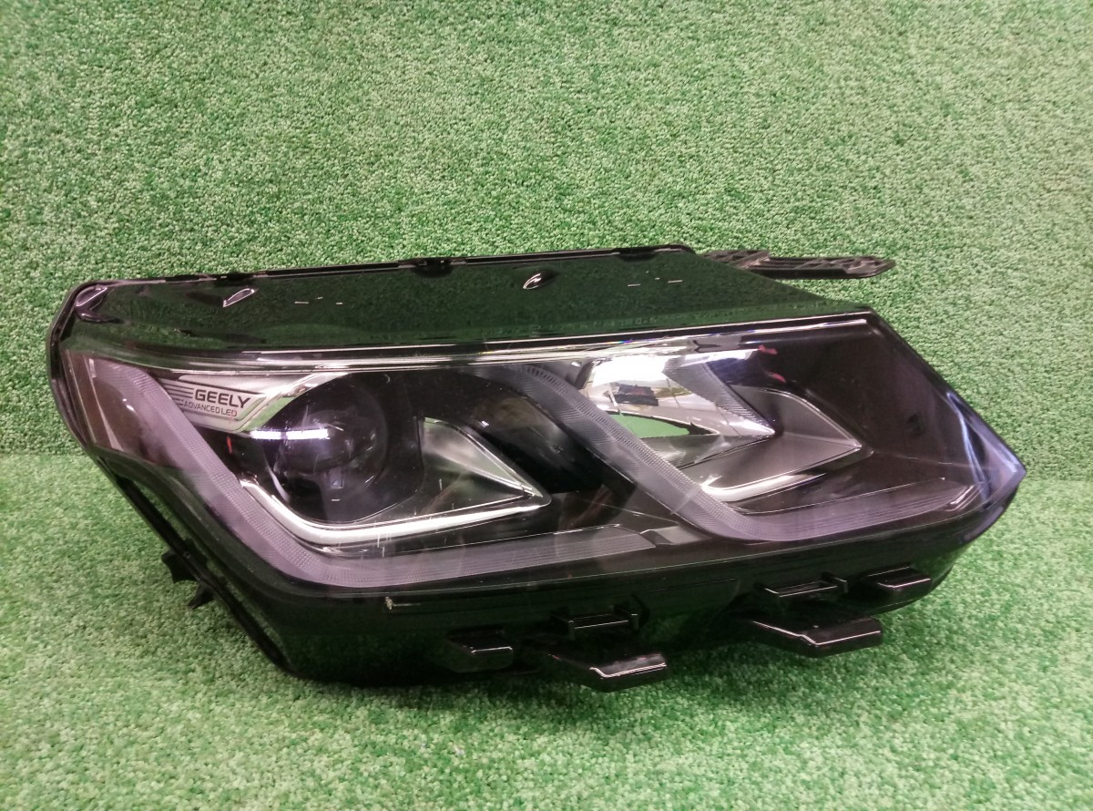 Фара передняя правая Geely Coolray 6600003287 на Geely Emgrand EC7 
