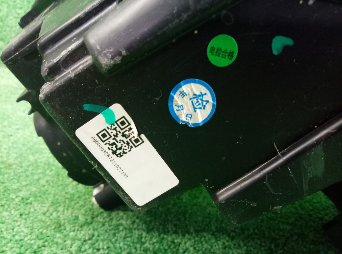 Фара передняя правая Geely Coolray 6600003287 на Geely Emgrand EC7 