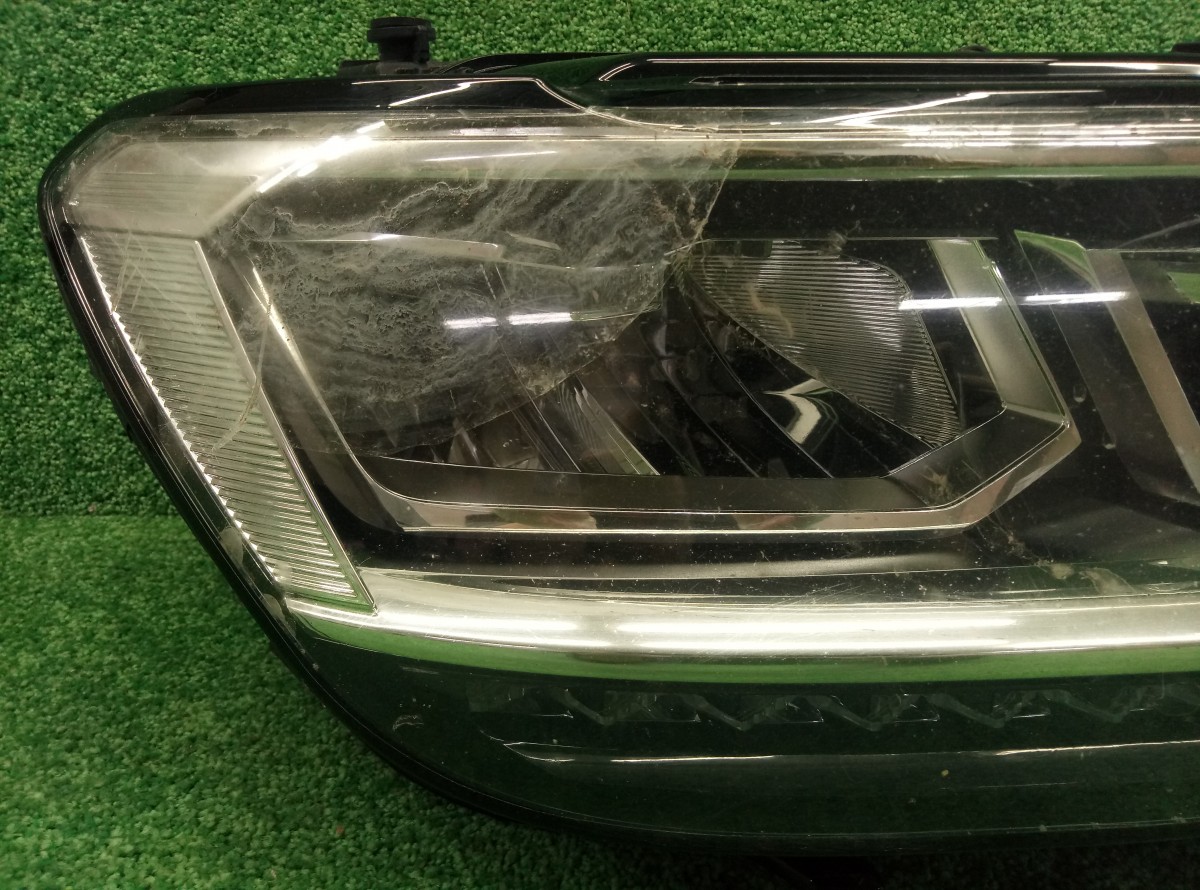 Фара правая Volkswagen Tiguan Mk 2 II 2016– н.в. 5NB941036D на Volkswagen Tiguan 
