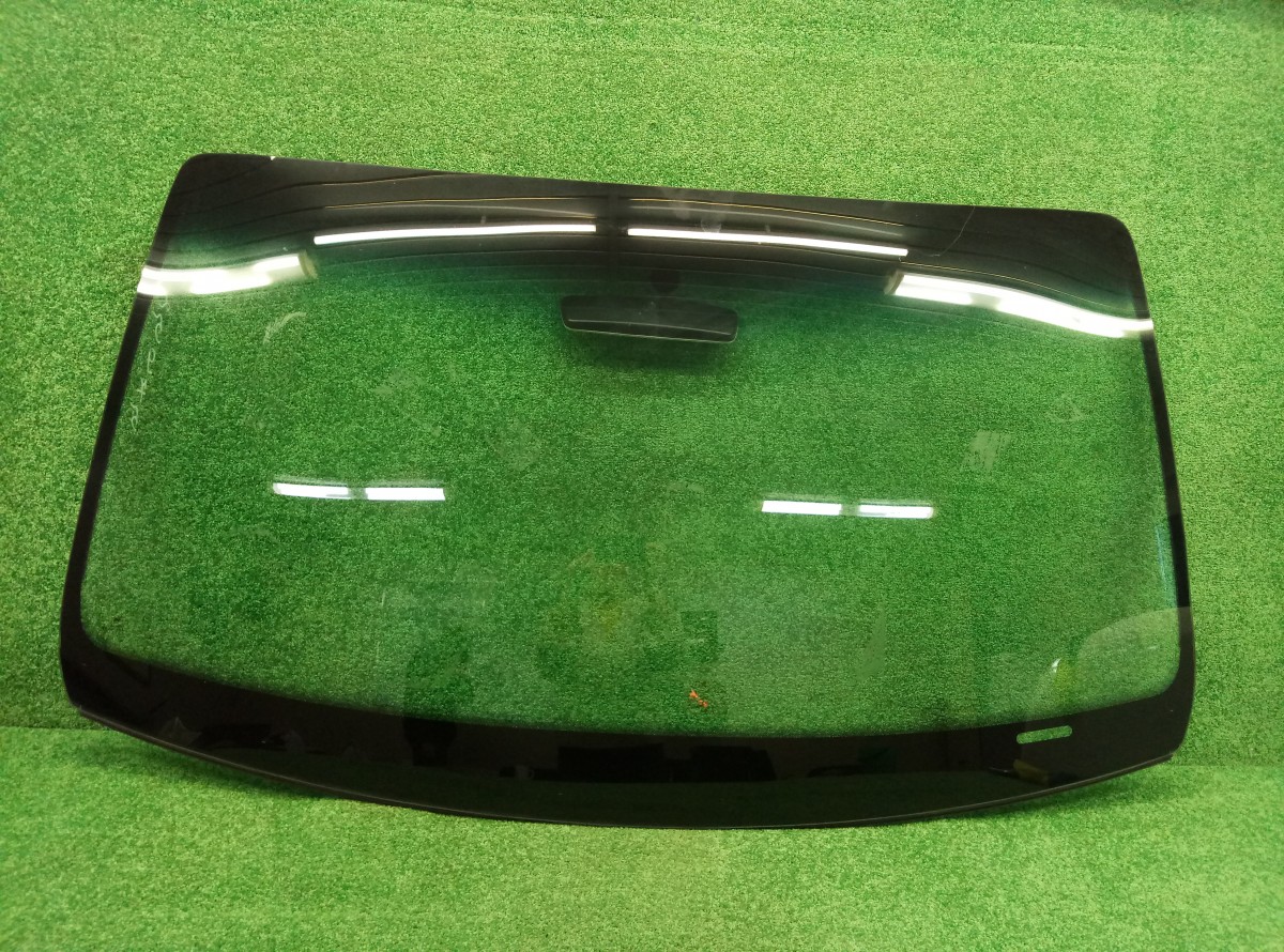 Стекло лобовое VAG 4K0845099RNVB с зеркалом Volkswagen Amarok на Volkswagen Amarok 