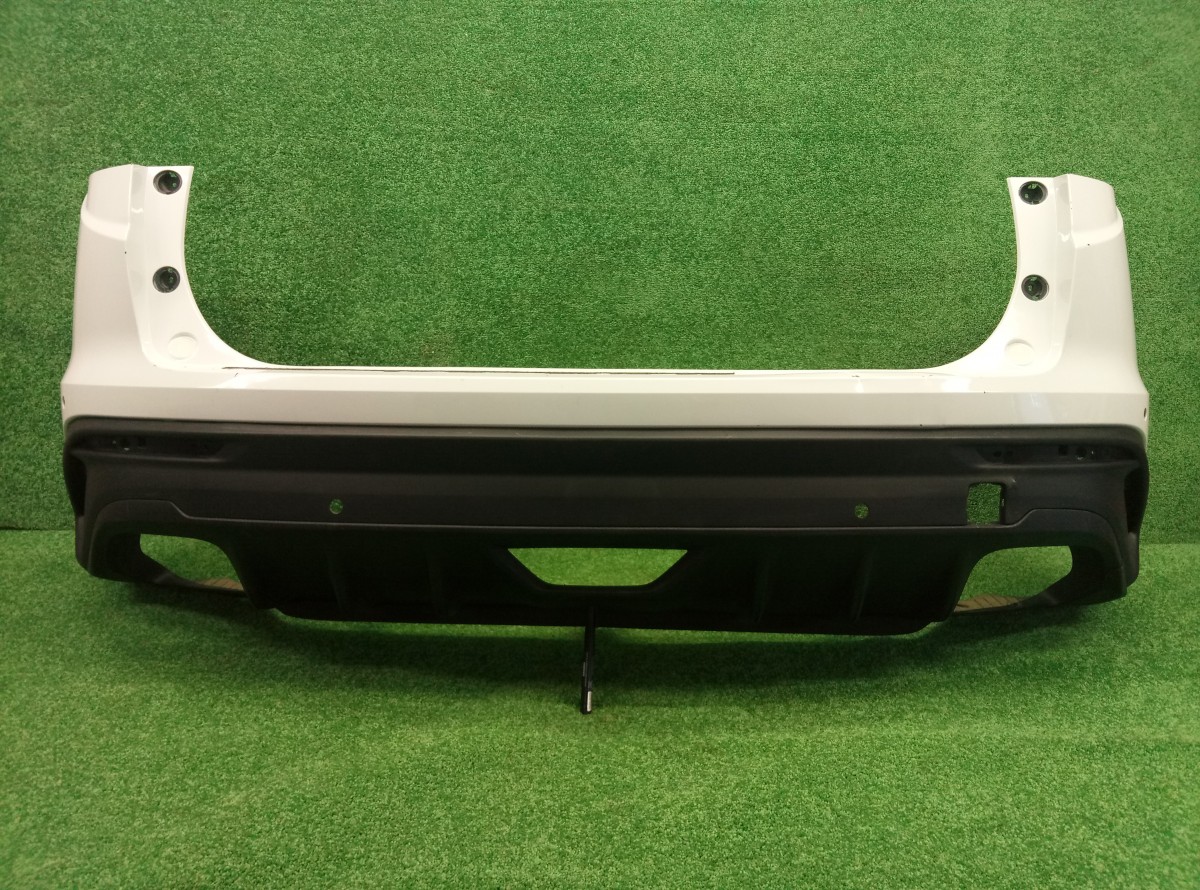 Бампер задний Geely Coolray в сборе 6600247097 на Geely Emgrand EC7 