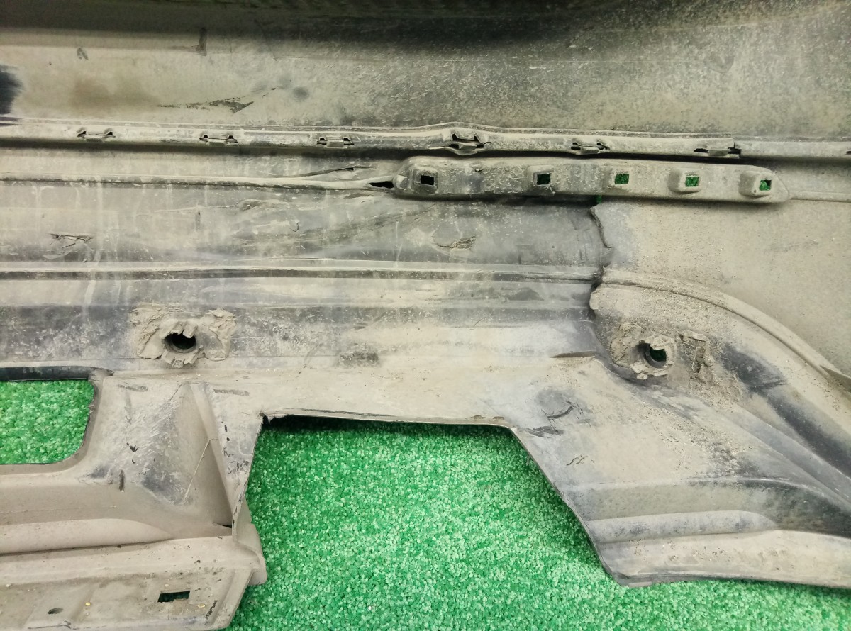 Бампер задний Volkswagen Tiguan 5NR807421 на Volkswagen Tiguan 