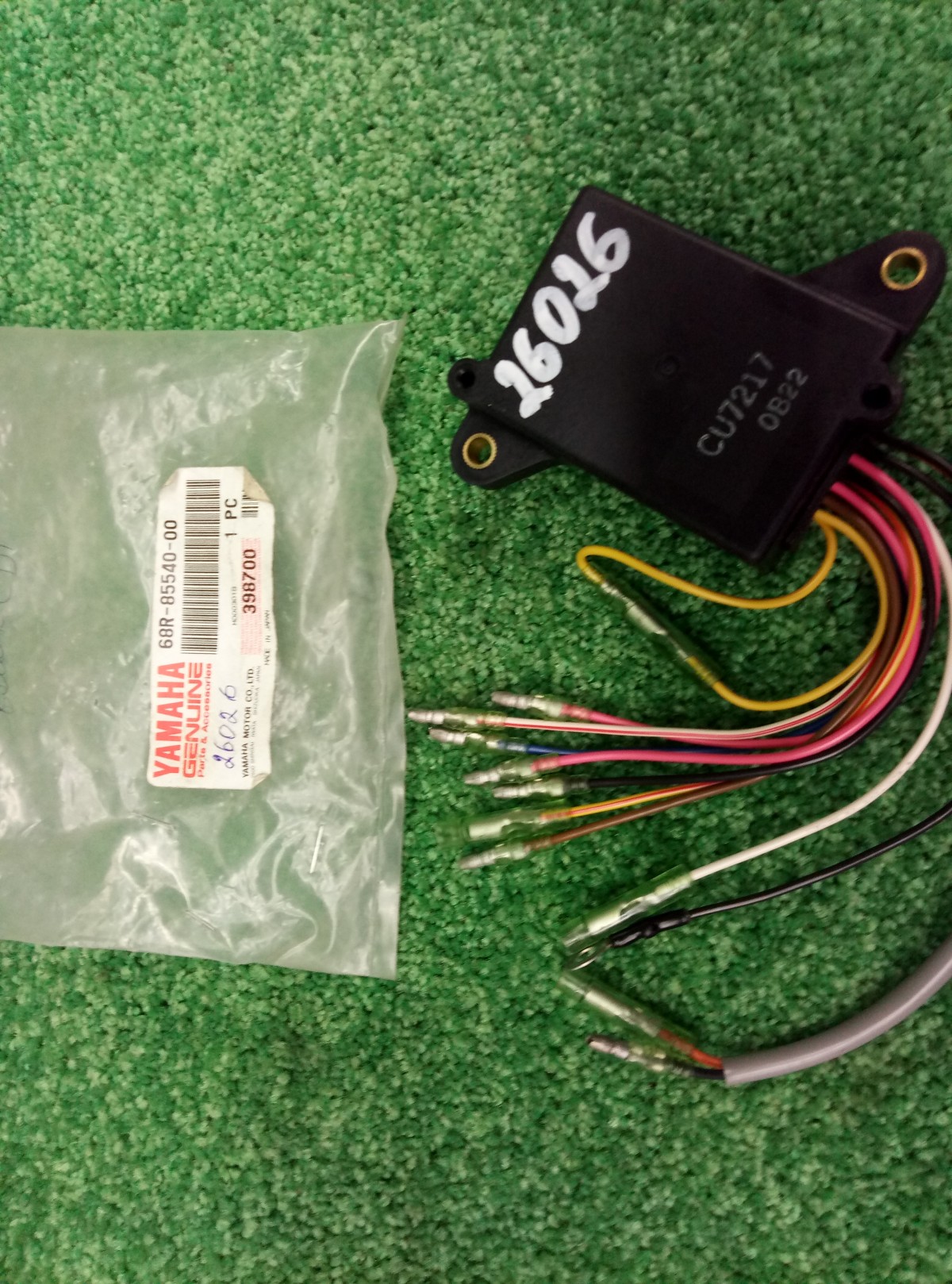 Блок зажигания F6A Yamaha НОВЫЙ 68R8554000 на Audi Q5 8R