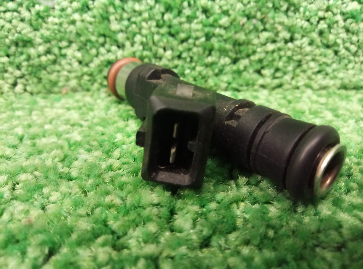Форсунка Bosch 0280158502 на Ford Focus 2