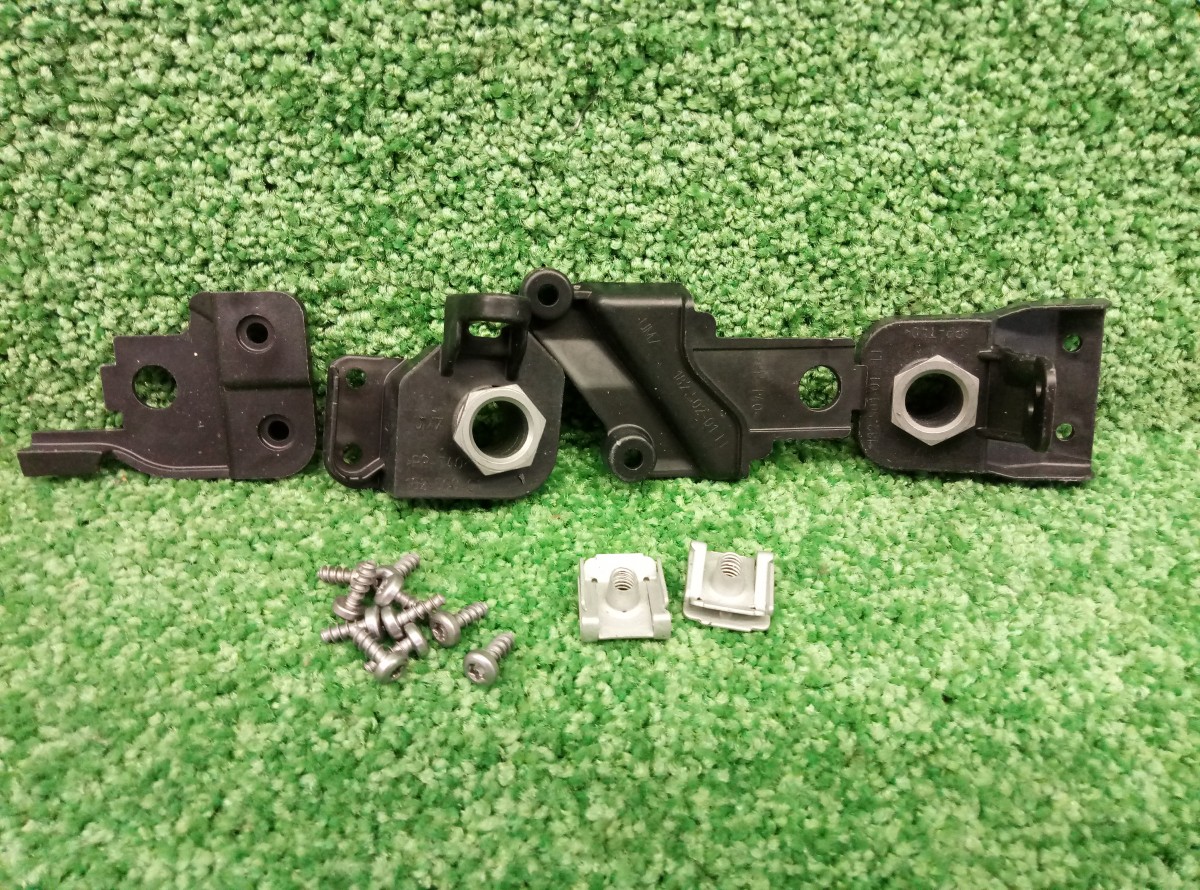 Ремкомплект крепления левый фары VW Tiguan 2011-2016 5N0998225B НОВЫЙ на Volkswagen Tiguan 