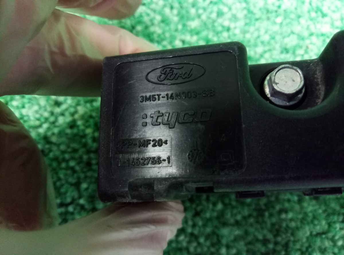 Блок электронный Ford Focus 3M5T14N003SB  на Ford Focus 3