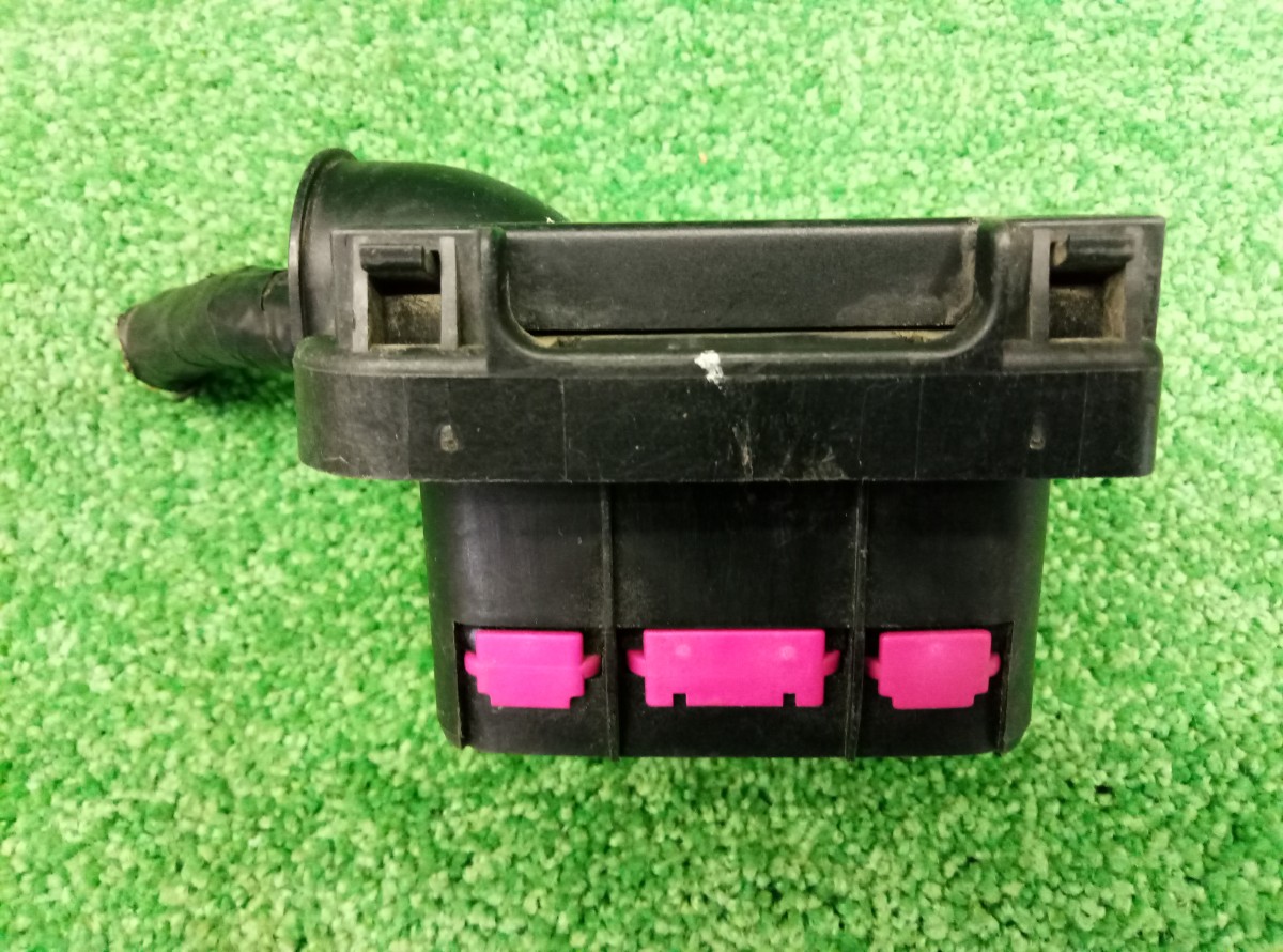 Блок предохранителей Seat Cordoba 1394617 на Seat Ibiza Cupra IV (6J)