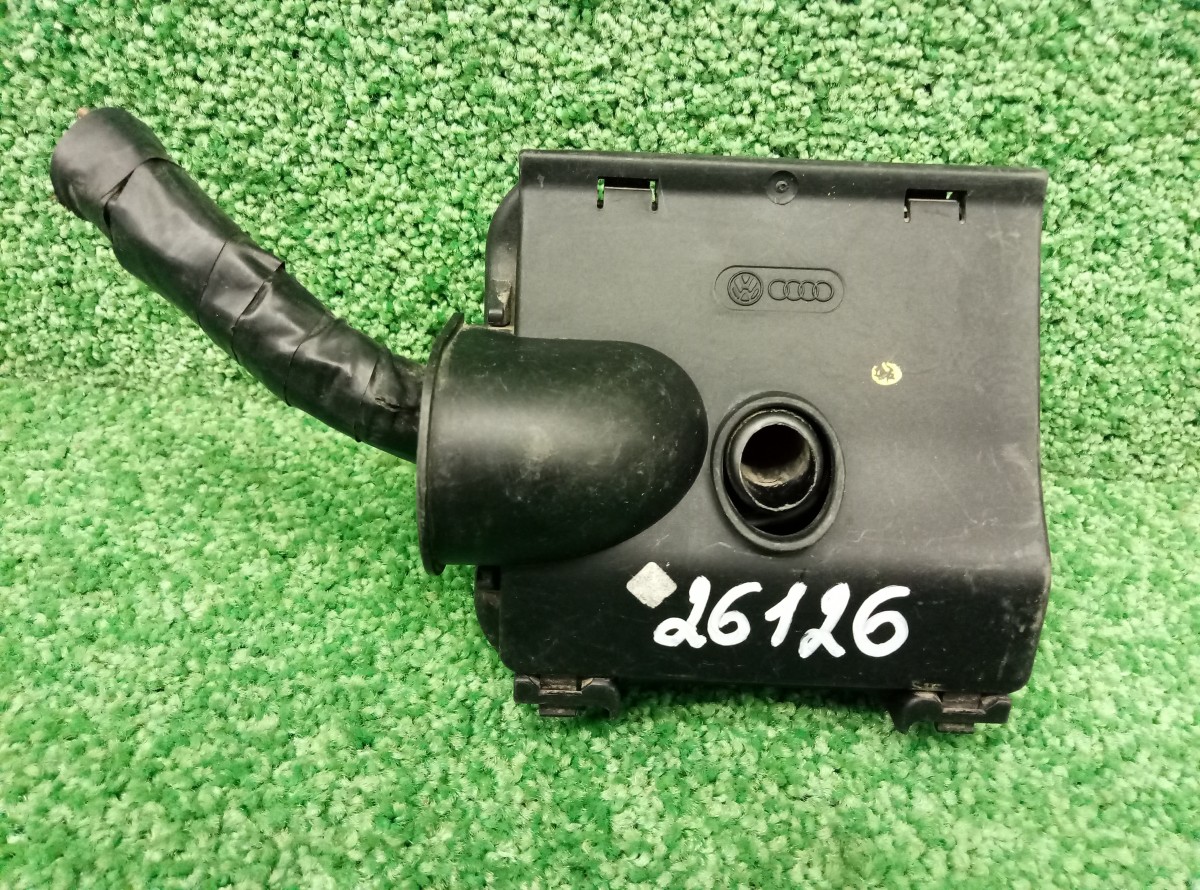 Блок предохранителей Seat Cordoba 1394617 на Seat Ibiza Cupra IV (6J)