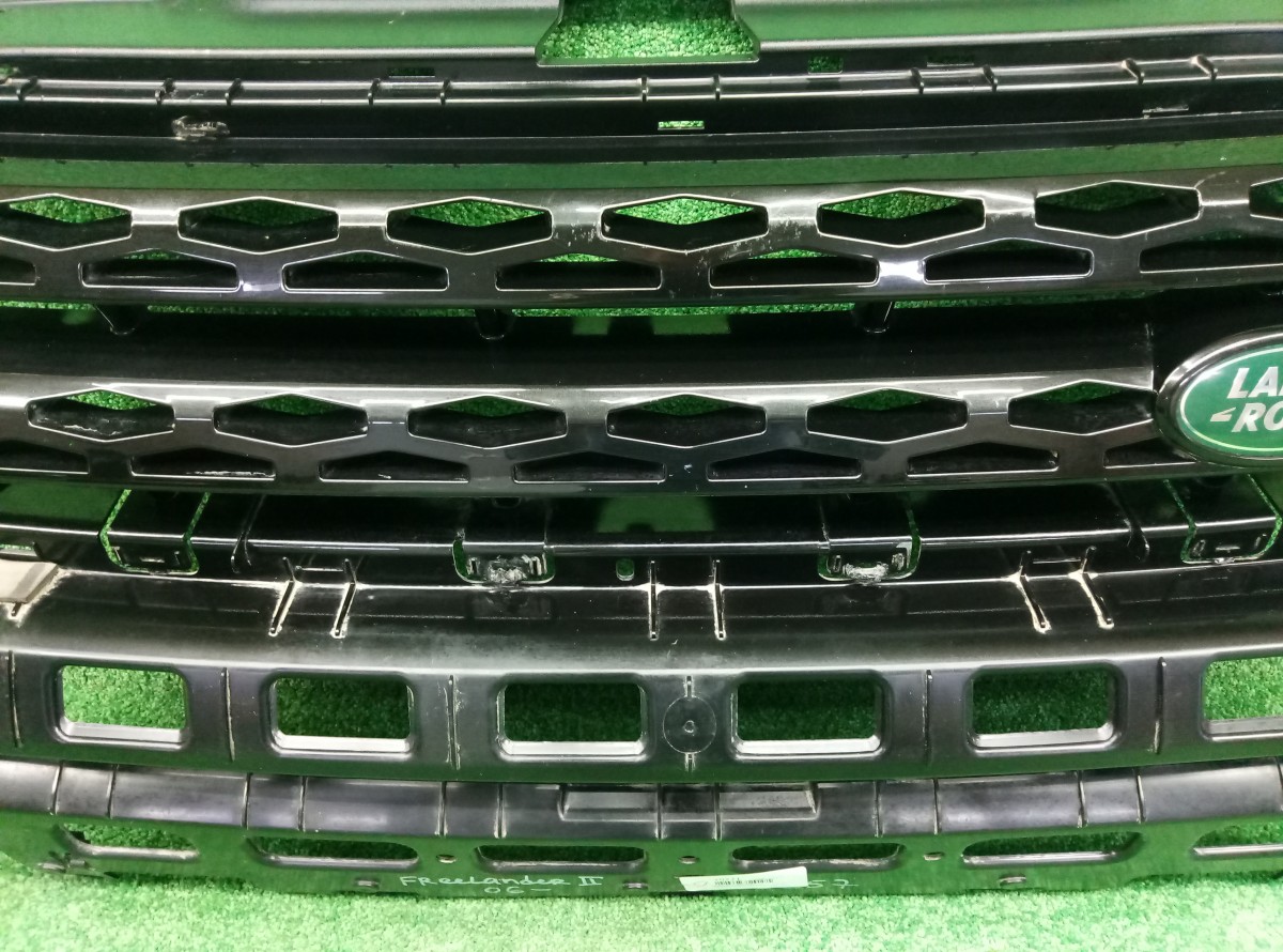Решетка радиатора Land Rover Freelander 2 2006-2010 BH528A133 на Land Rover Freelander 2