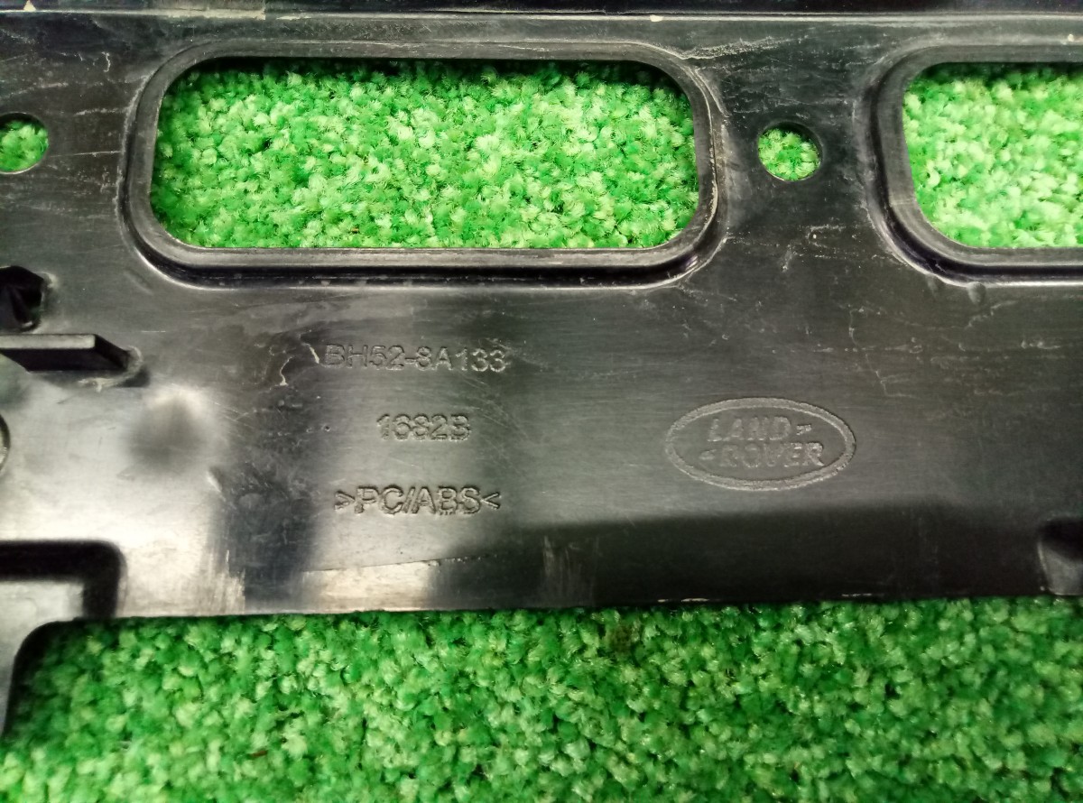 Решетка радиатора Land Rover Freelander 2 2006-2010 BH528A133 на Land Rover Freelander 2