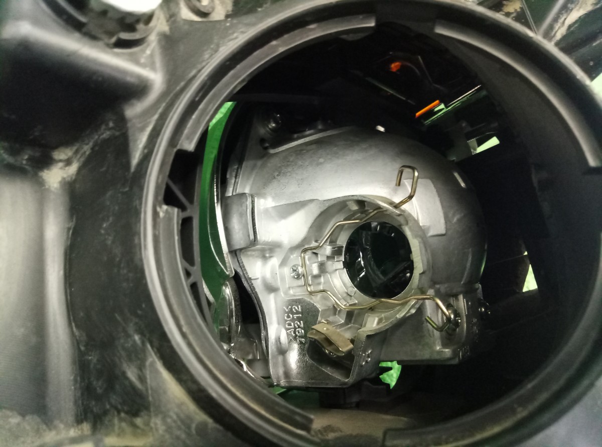 Фара правая Lexus GX 2009-2013 8114560F01 на Lexus GX