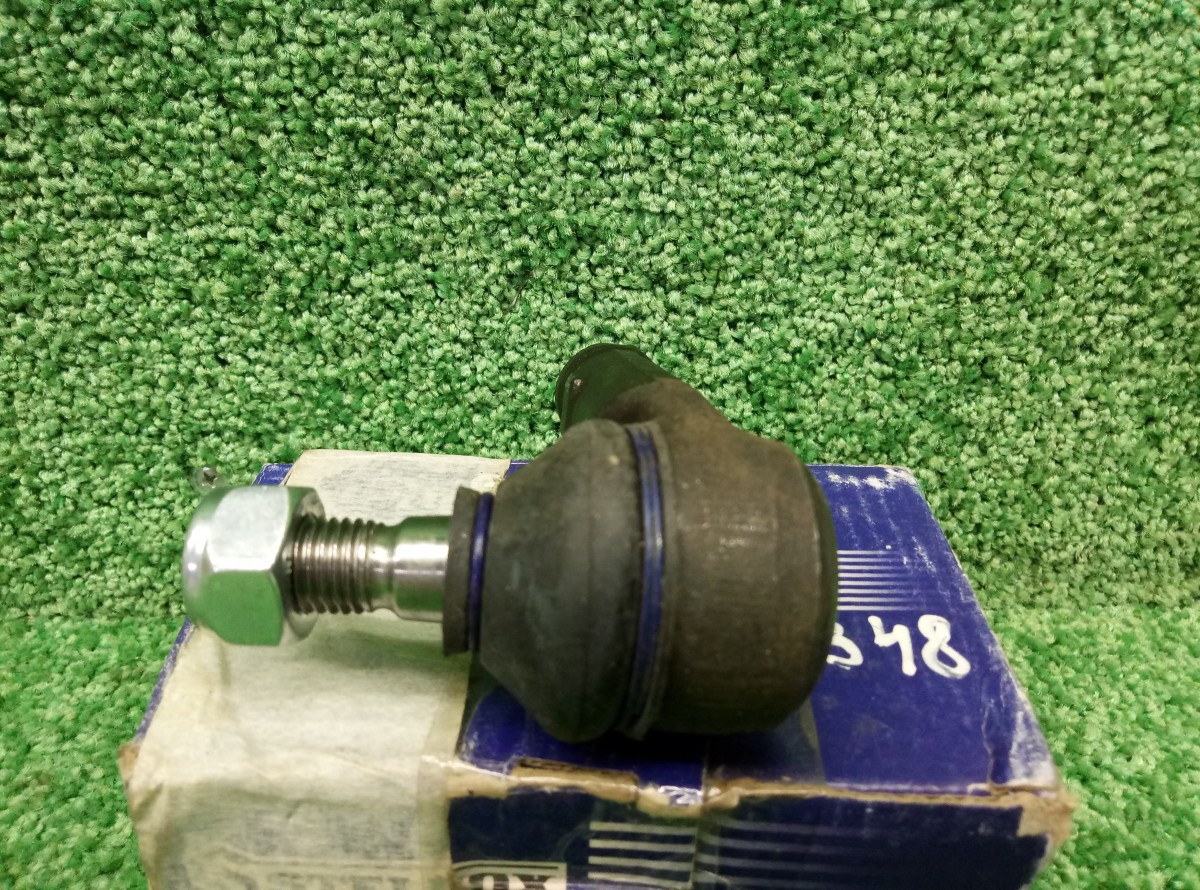 Наконечник рулевой левый Stellox 51-00115-SX НОВЫЙ на Volkswagen Passat VI (B6)