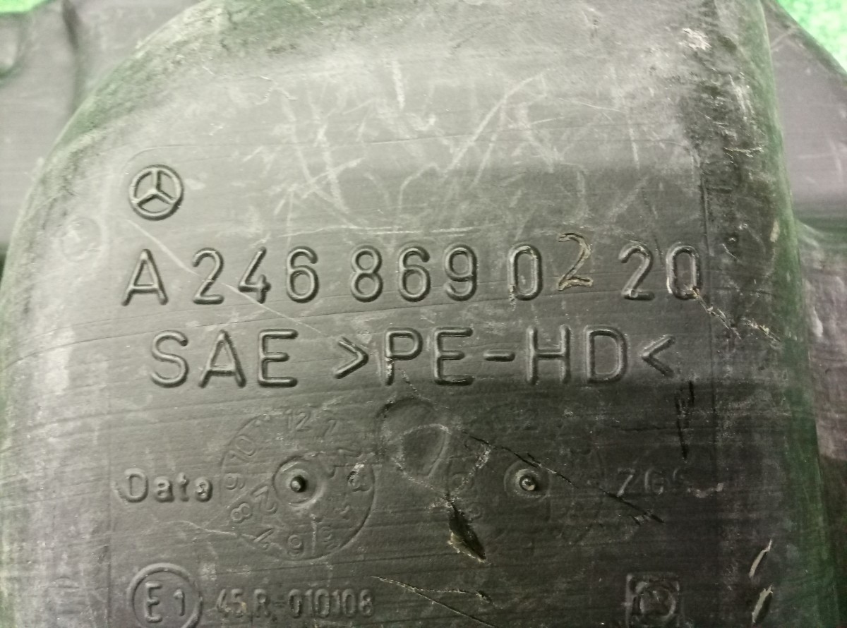 Бачок омывателя Mercedes-Benz W246 A2468699220 на Mercedes-Benz B-Class W246