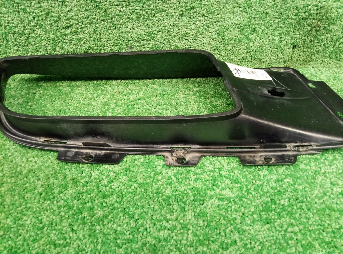 Решетка в бампер левая BMW X5 E70 2006-2010 51117175485 без дефектов на BMW X5 E70