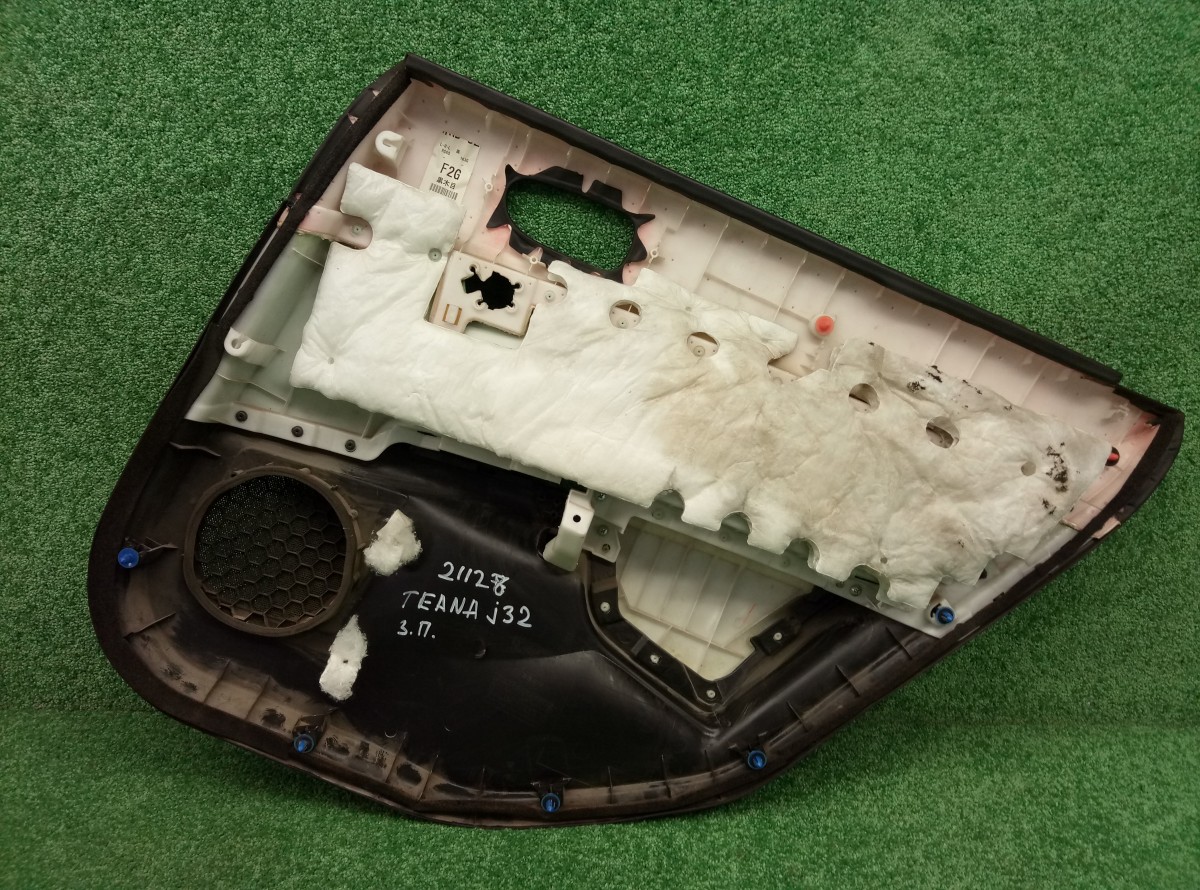 Обшивка задняя левая Nissan Teana J32 82977JN20A на Nissan Teana J32