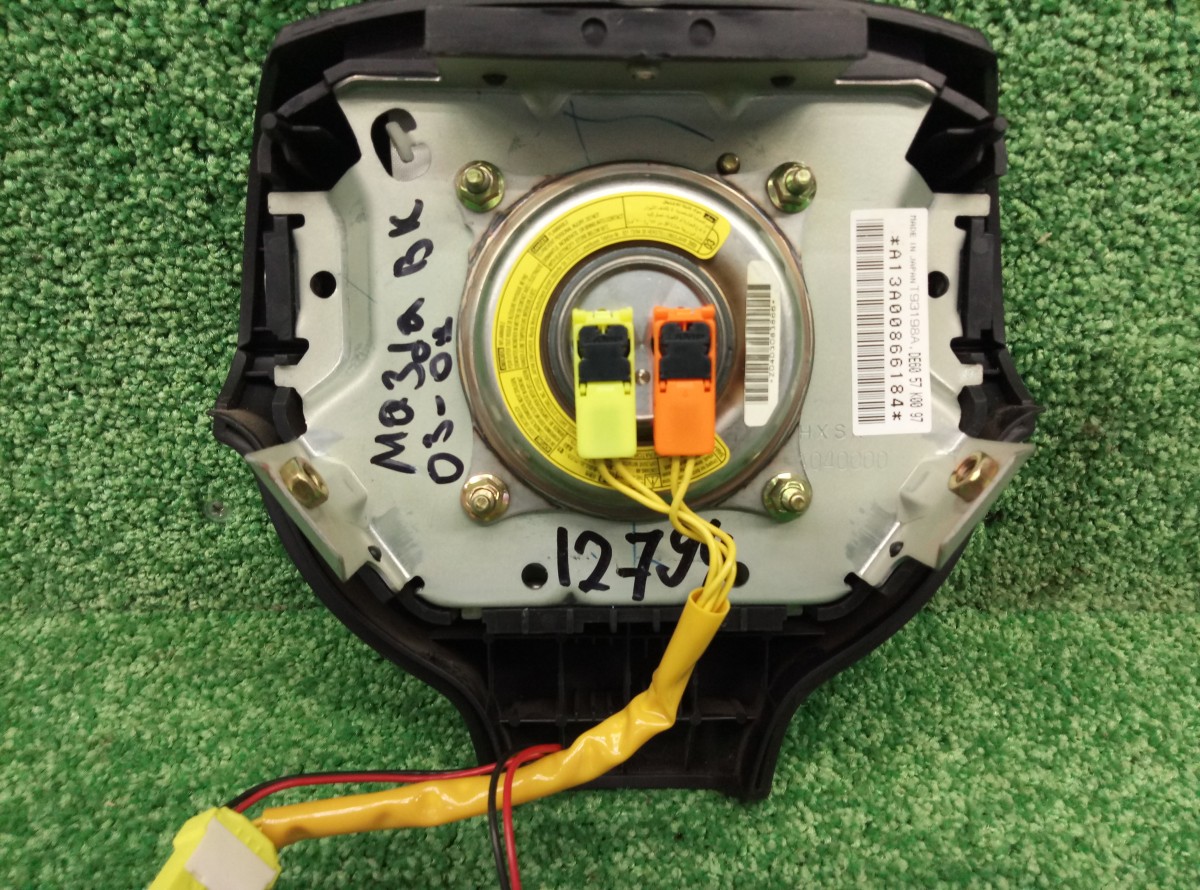 Подушка безопасности в рулевое колесо Mazda 3 (BK) 2003-2006 T93198A на Mazda 3 (BK)