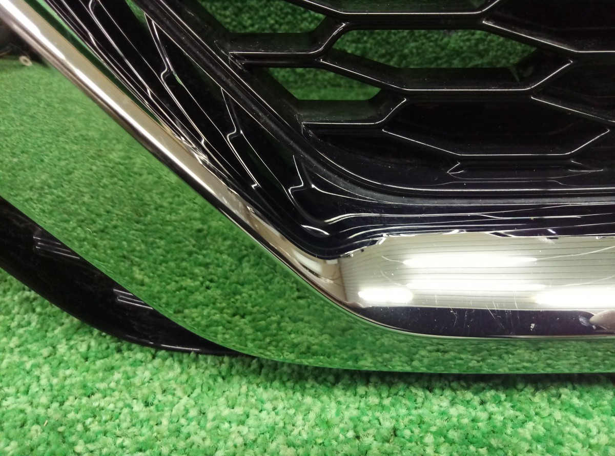 Решетка радиатора Nissan Qashqai J11 62310HV3 на Nissan Qashqai J11