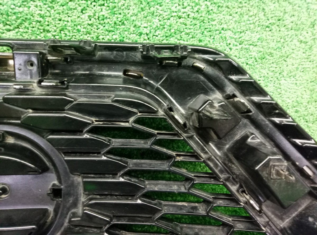 Решетка радиатора Nissan Qashqai J11 62310HV3 на Nissan Qashqai J11