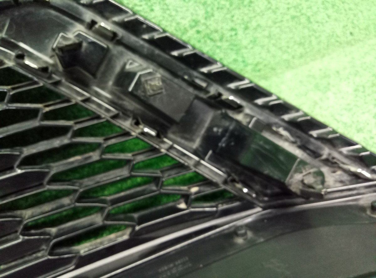 Решетка радиатора Nissan Qashqai J11 62310HV3 на Nissan Qashqai J11
