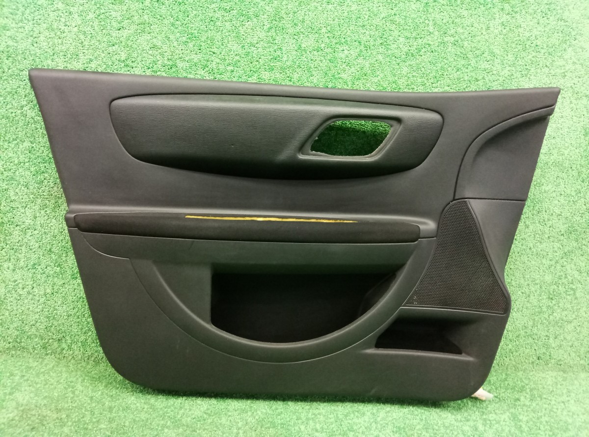 Обшивка двери передней левой Citroen C4 I 5-ти двер. 2004-2014 96468008XT на Citroen C4 I
