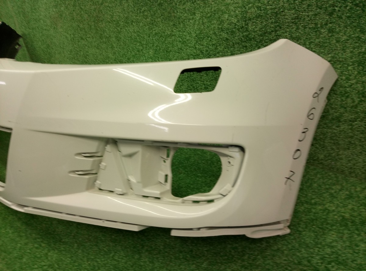 Бампер передний Volkswagen Tiguan 5N2 2011-2016 5NU807221 на Volkswagen Tiguan 