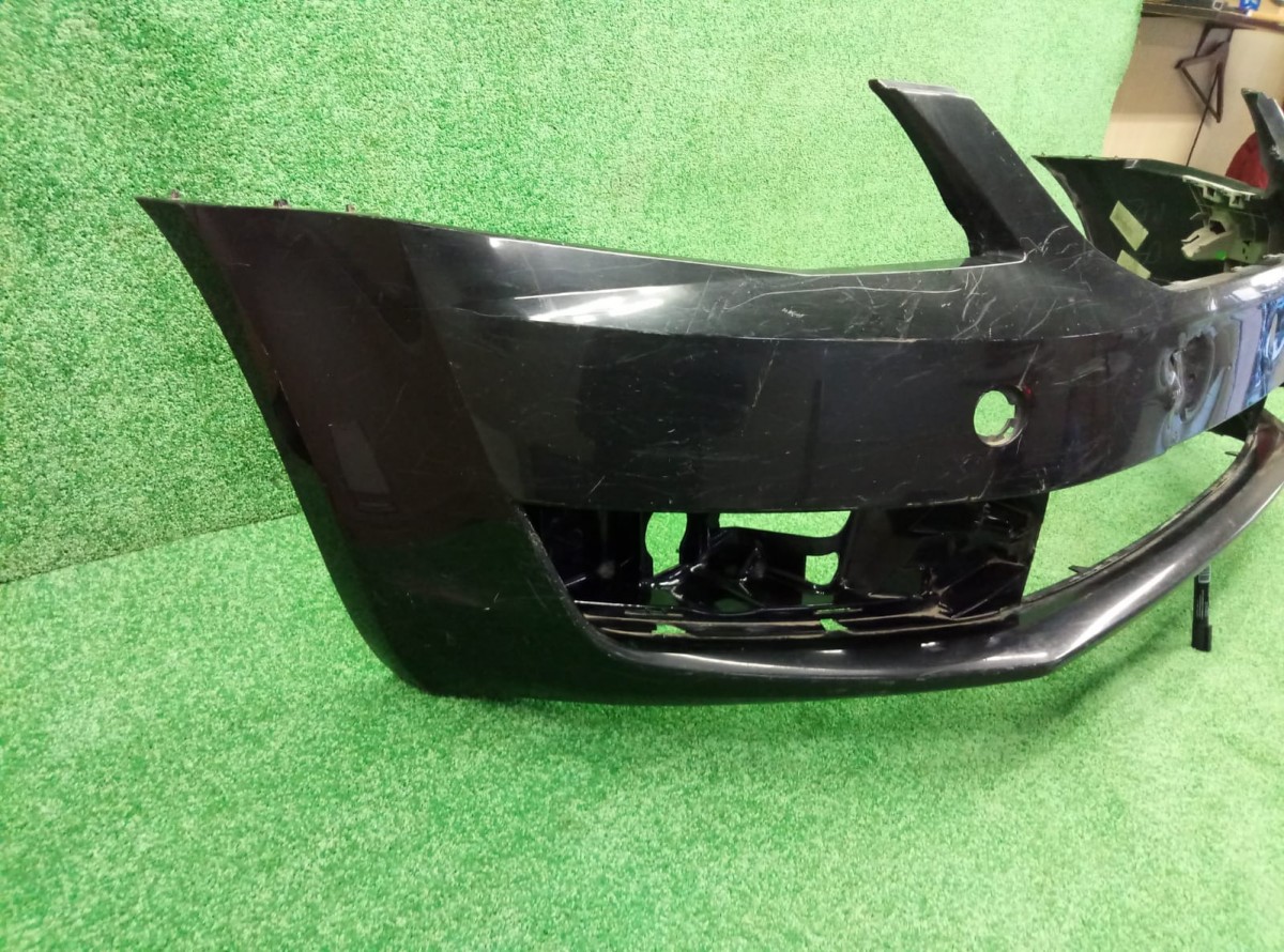 Бампер передний Skoda Octavia A7 2013-н.в. 5EU807221 на Skoda Octavia A7