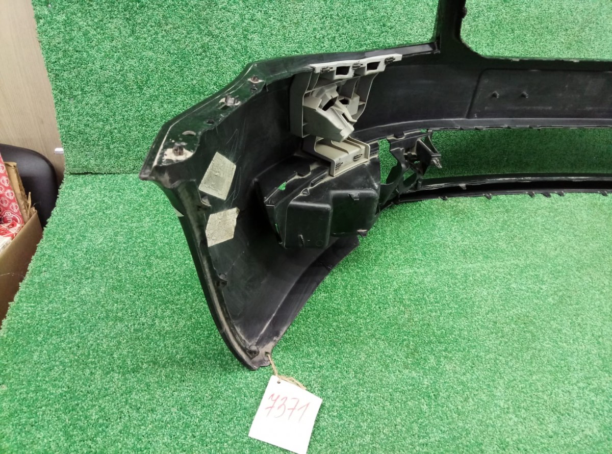 Бампер передний Skoda Octavia A7 2013-н.в. 5EU807221 на Skoda Octavia A7