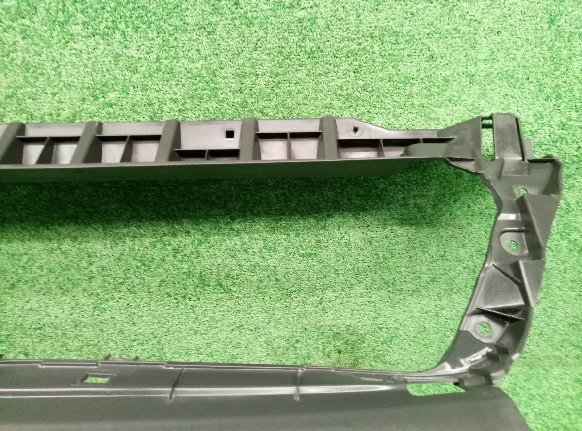 Решетка переднего бампера Fiat Ducato, Citroen, Peugeot Boxer 2014 1315077070 на Fiat Ducato