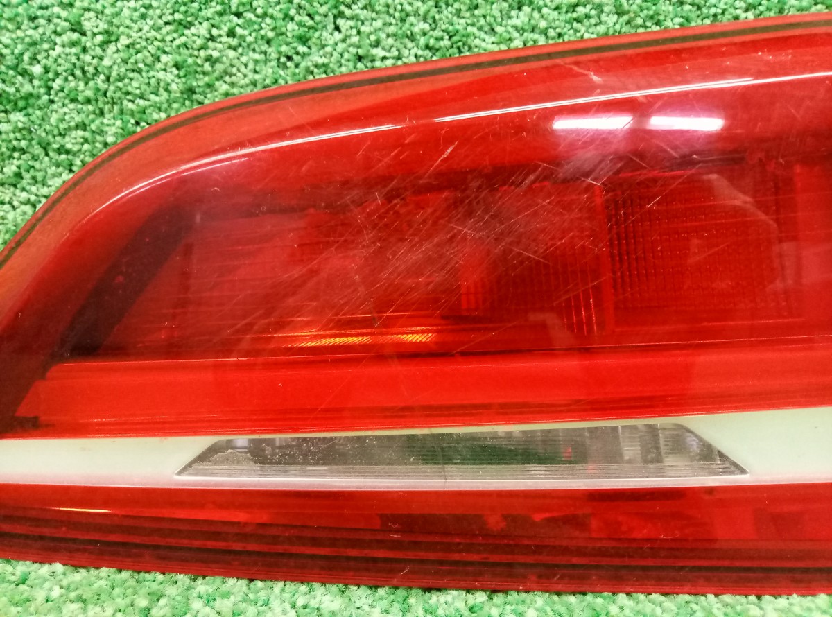 Фонарь задний левый BMW X1 F48 (внутренний)   735069710 на BMW X1 F48