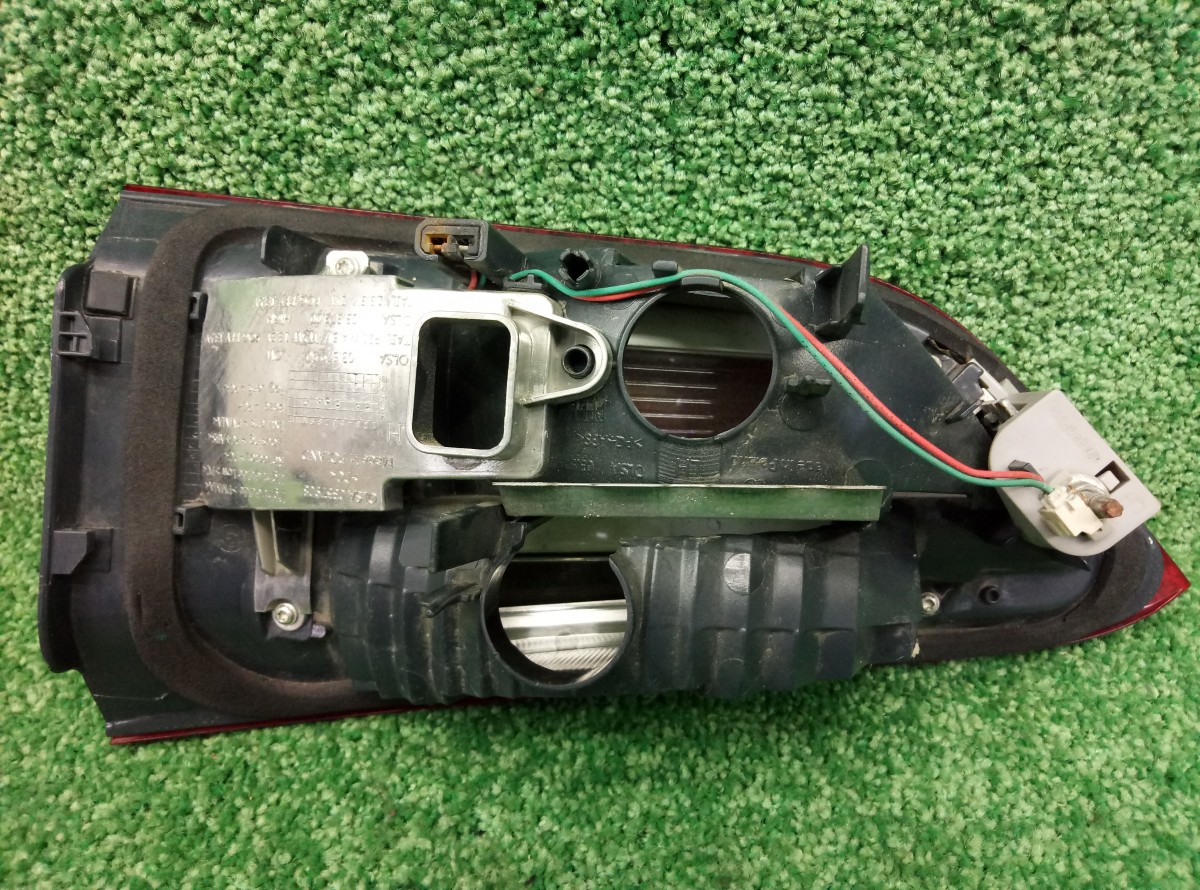 Фонарь задний левый BMW X1 F48 (внутренний)   735069710 на BMW X1 F48