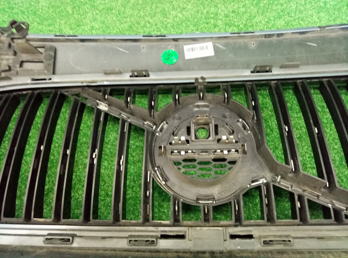 Бампер передний VOLVO V90 2019    31383226 на Volvo V60 