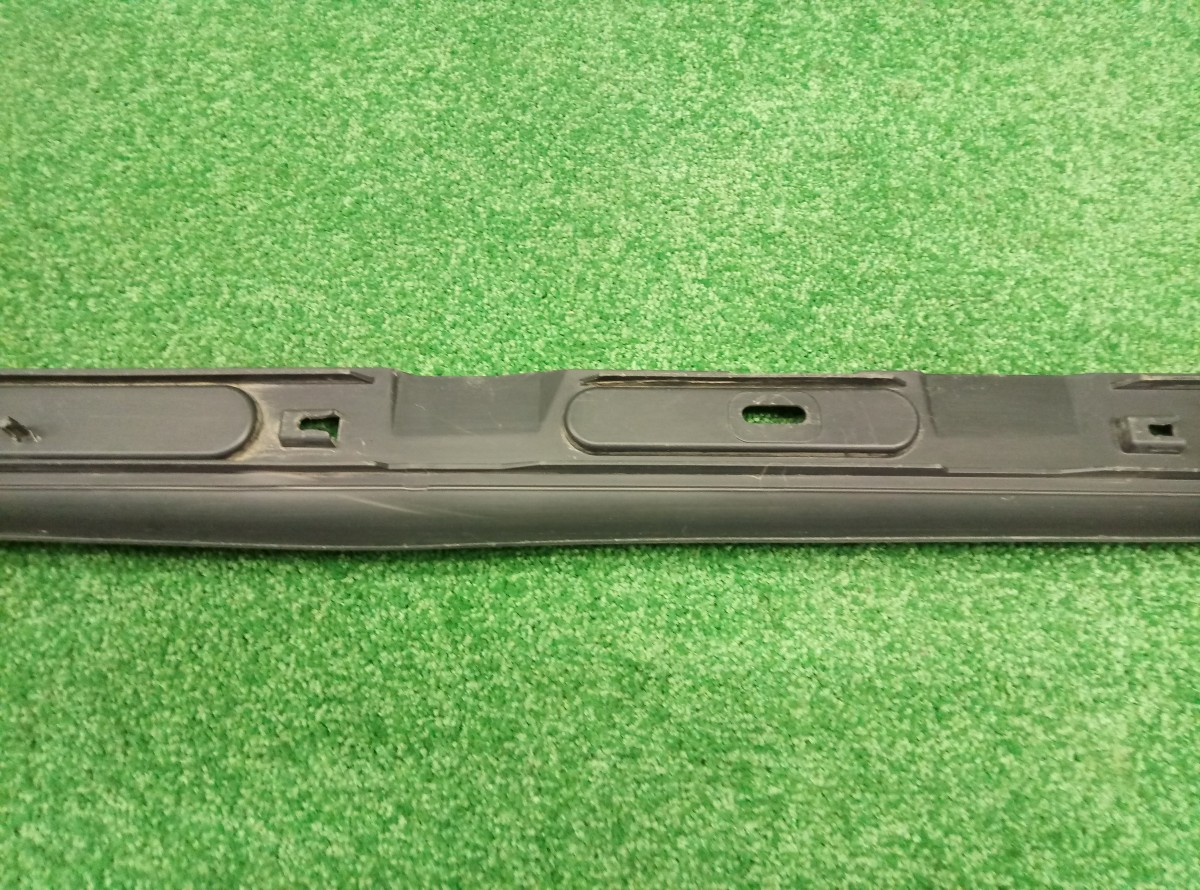 Накладка на порог (наружная) Ford Focus 2 2005-2008 5M5110154AB на Ford Focus 2