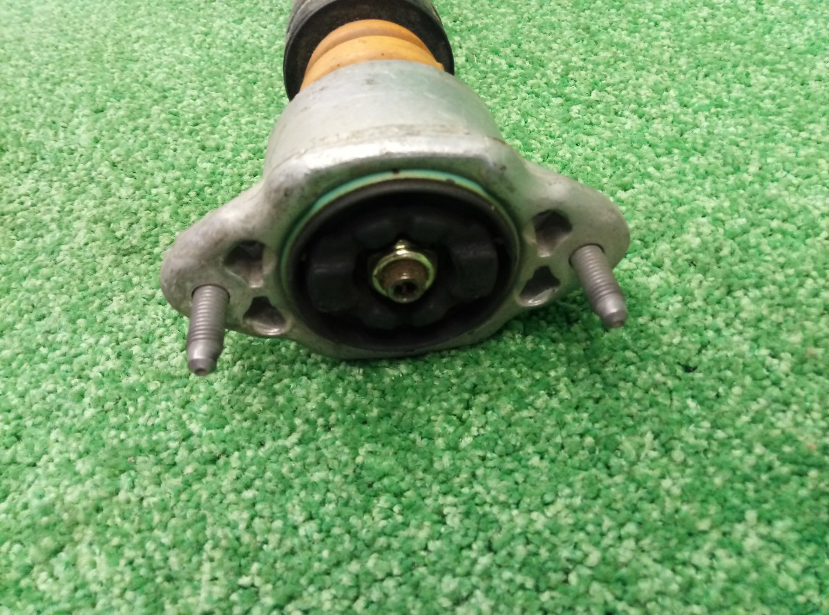 Амортизатор задний Mercedes-Benz C-Class W204 2006-2011 A2043260598 на Mercedes-Benz C-Class W204