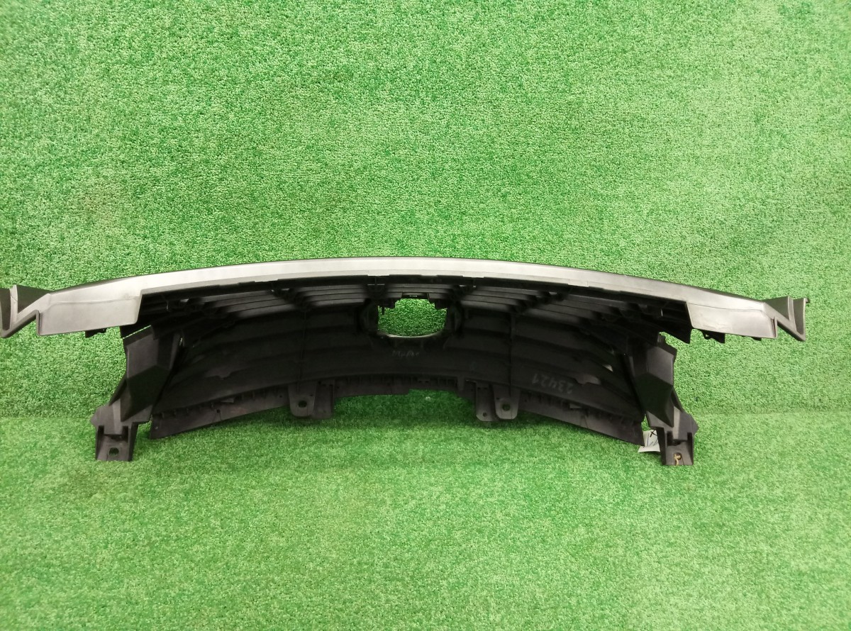 Решетка радиатора Lexus Rx    5311148320 на Lexus RX 3