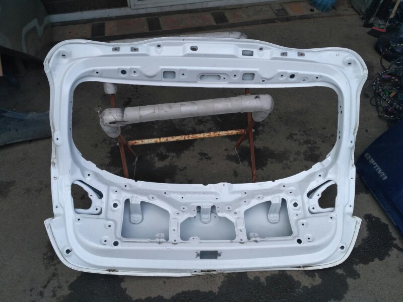 Дверь багажника Kia Ceed (JD) 2012-2015 на Kia Ceed (JD)