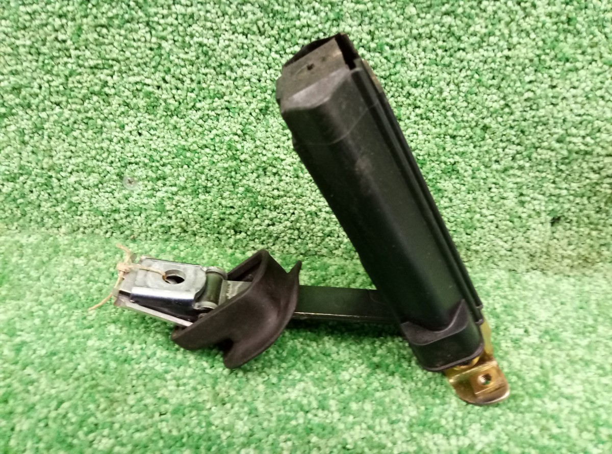 Ограничитель двери Mercedes-Benz 1996 2107200116  на Mercedes-Benz C-Class W204