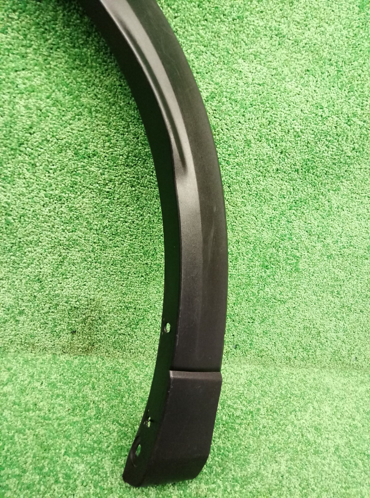 Накладка на крыло задняя левая Mazda CX5 2017 KB8W51W62 на Mazda CX5 (KE)